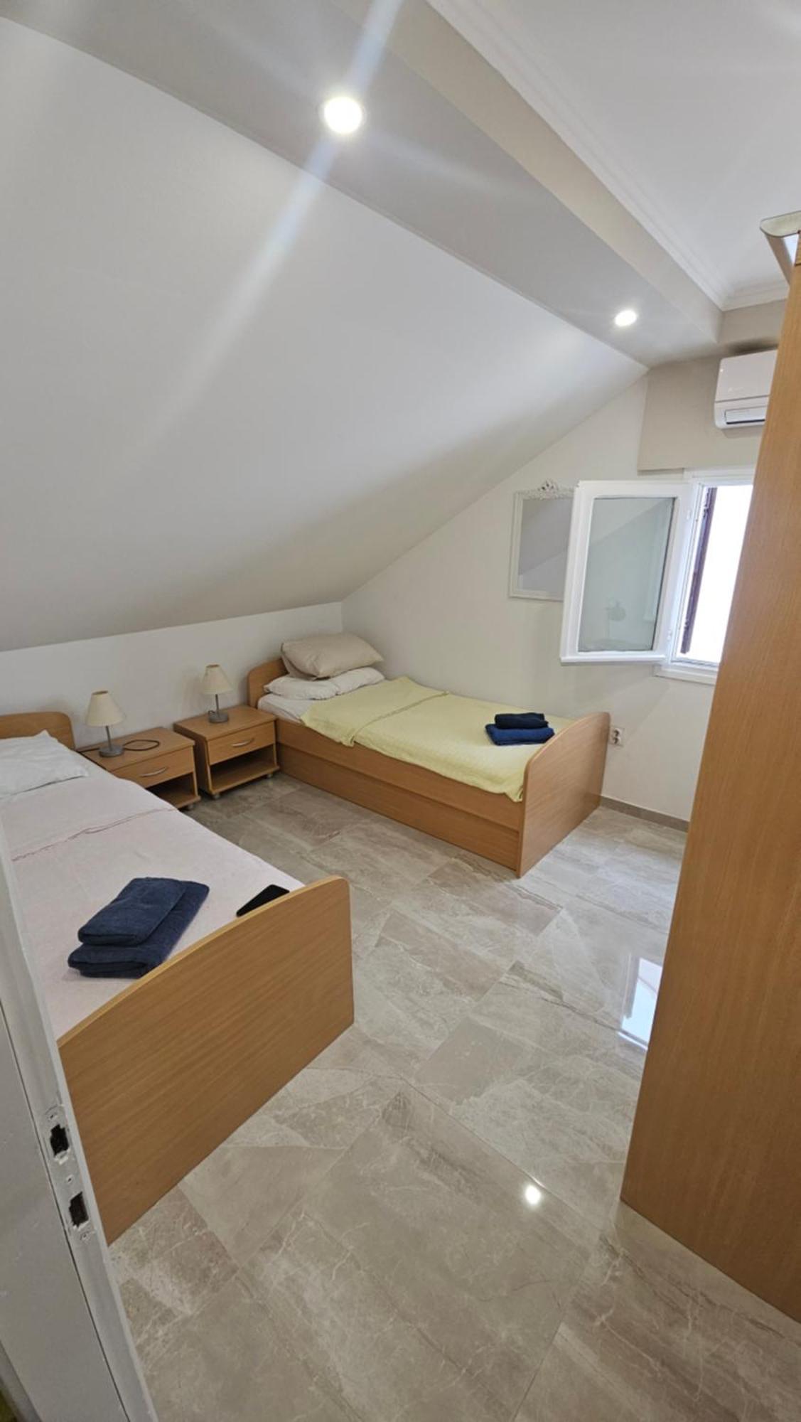 Posejdon Apartments Đảo Korčula Ngoại thất bức ảnh